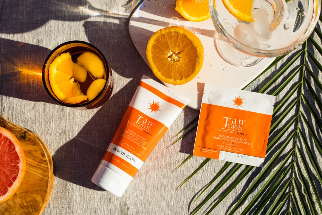 Pharmacist placing medication into a delivery bag